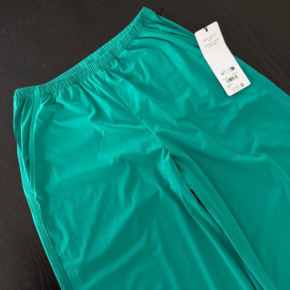 NWT - Alo Green Breezy Pant - Picture 4 of 5